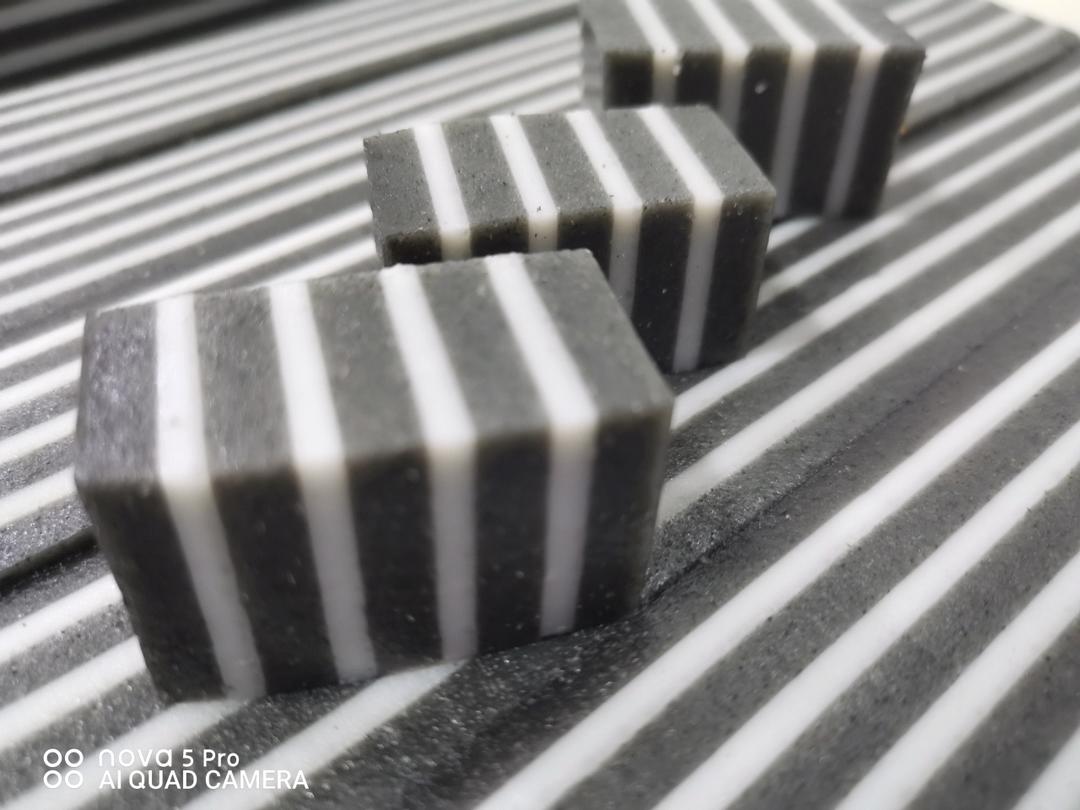 糕点系列：黑芝麻椰汁千层糕