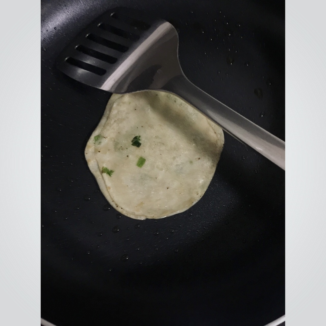 水饺皮｛葱油饼｝