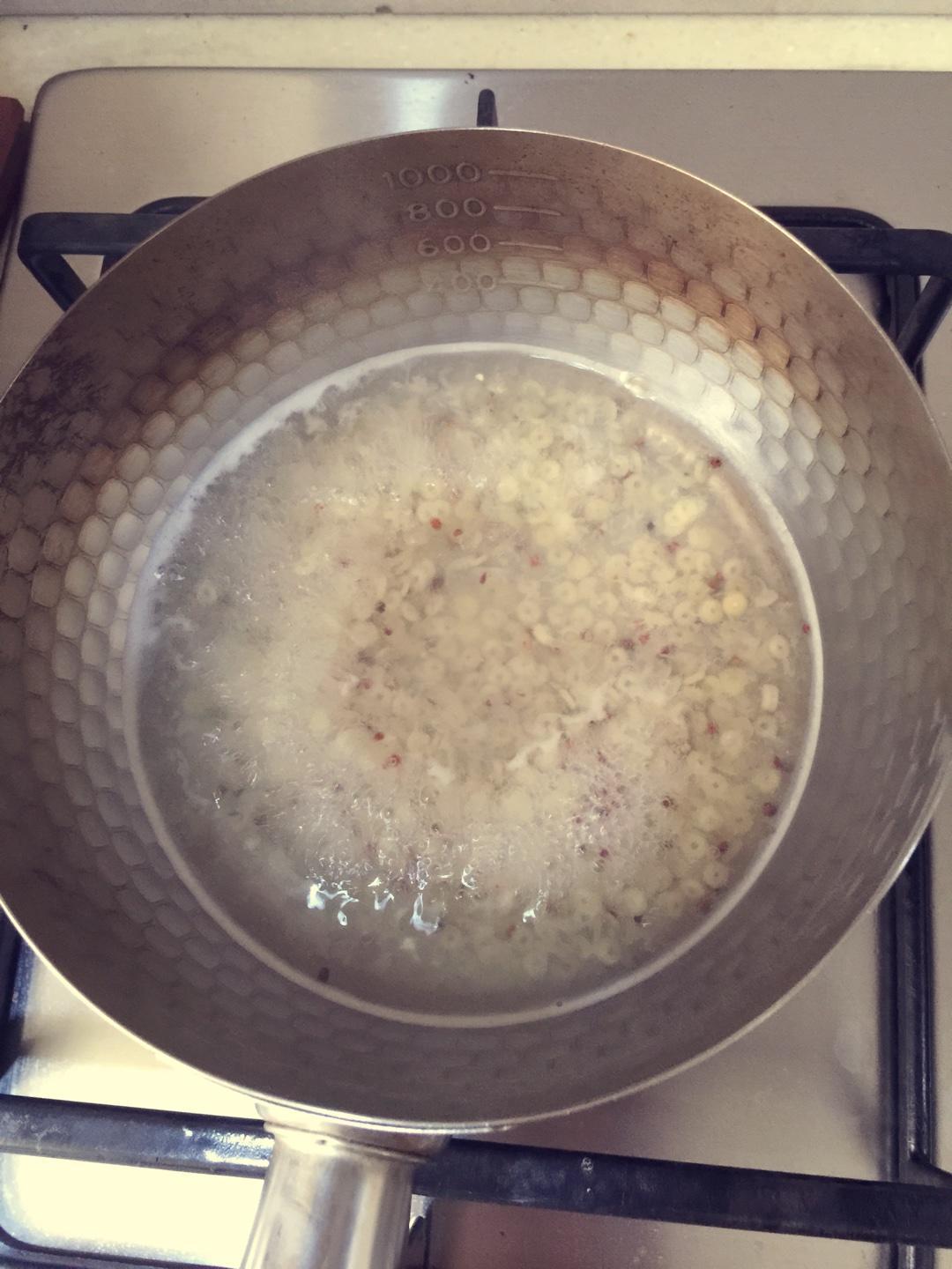 嘟宝12个月辅食-鸭肉香菇豆腐蔬菜面的做法 步骤5