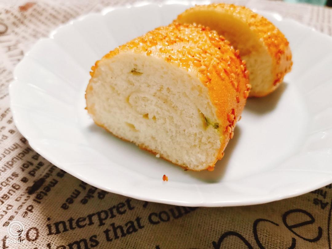 豆纸小厨娘做的黄金芝麻卷&五香麻饼