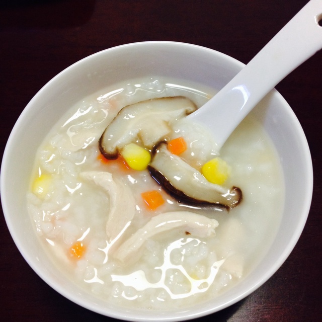 香菇鸡肉粥