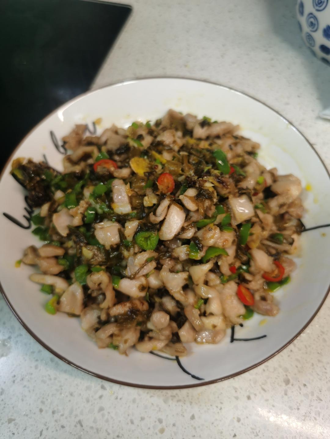 酸菜兔