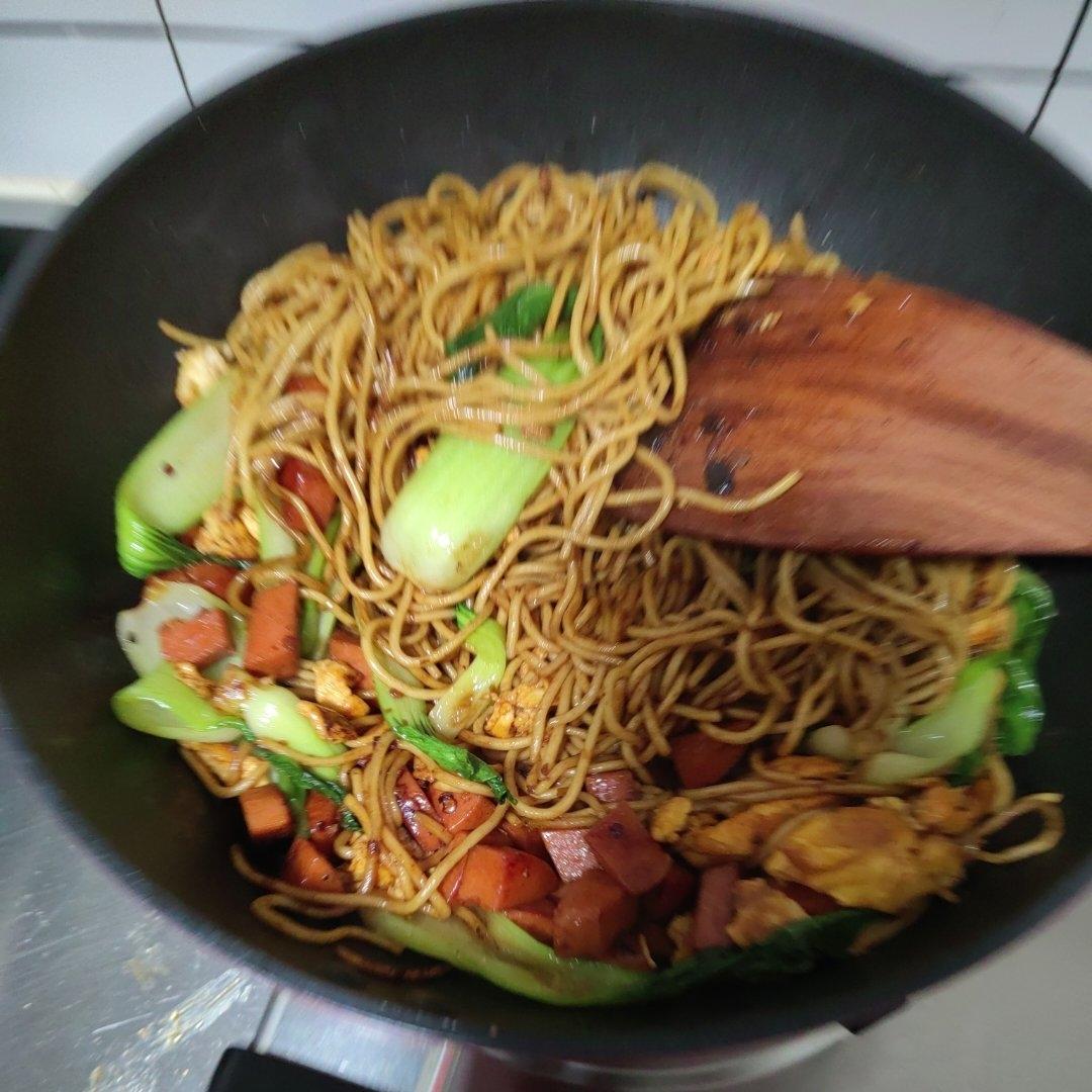 🍜最简单最好吃的家常炒面