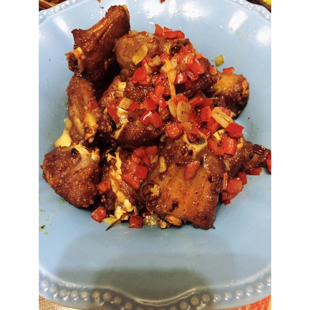 蒜香排骨 Garlic Pork Ribs