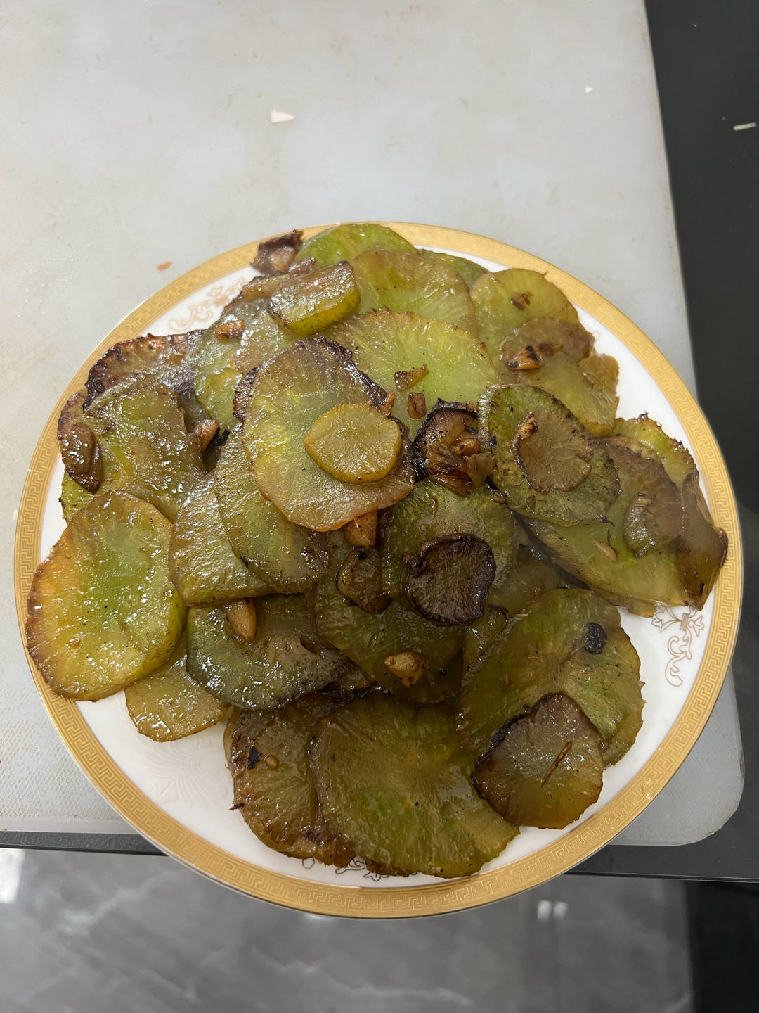 清炒菱形莴苣片