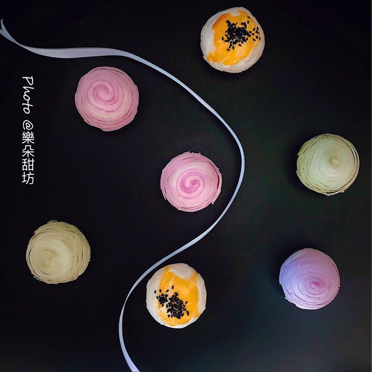 蛋黄酥