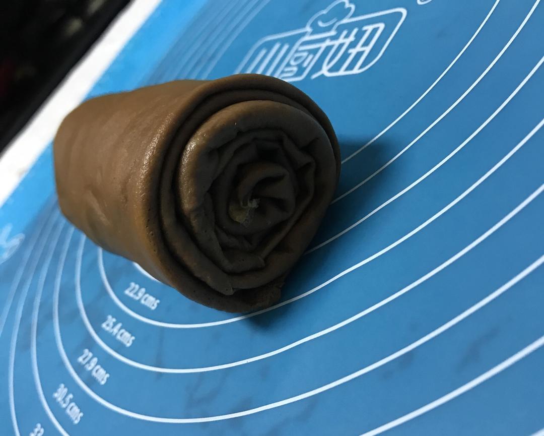 奥利奥可可咸奶油毛巾卷的做法