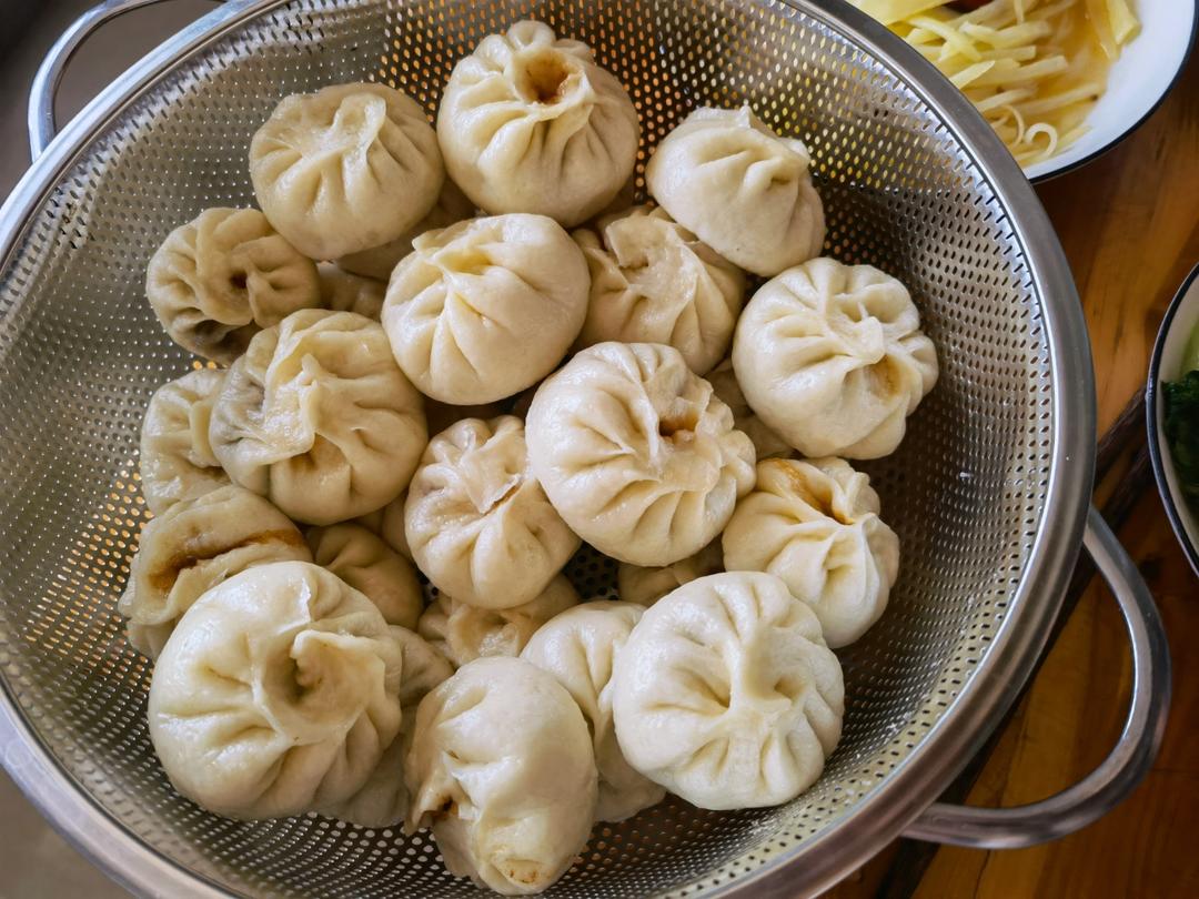 小笼包（秒杀市面上小笼包店的做法）