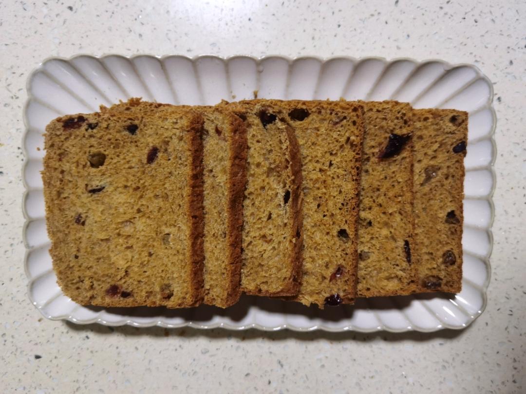 全麦蔓越莓吐司