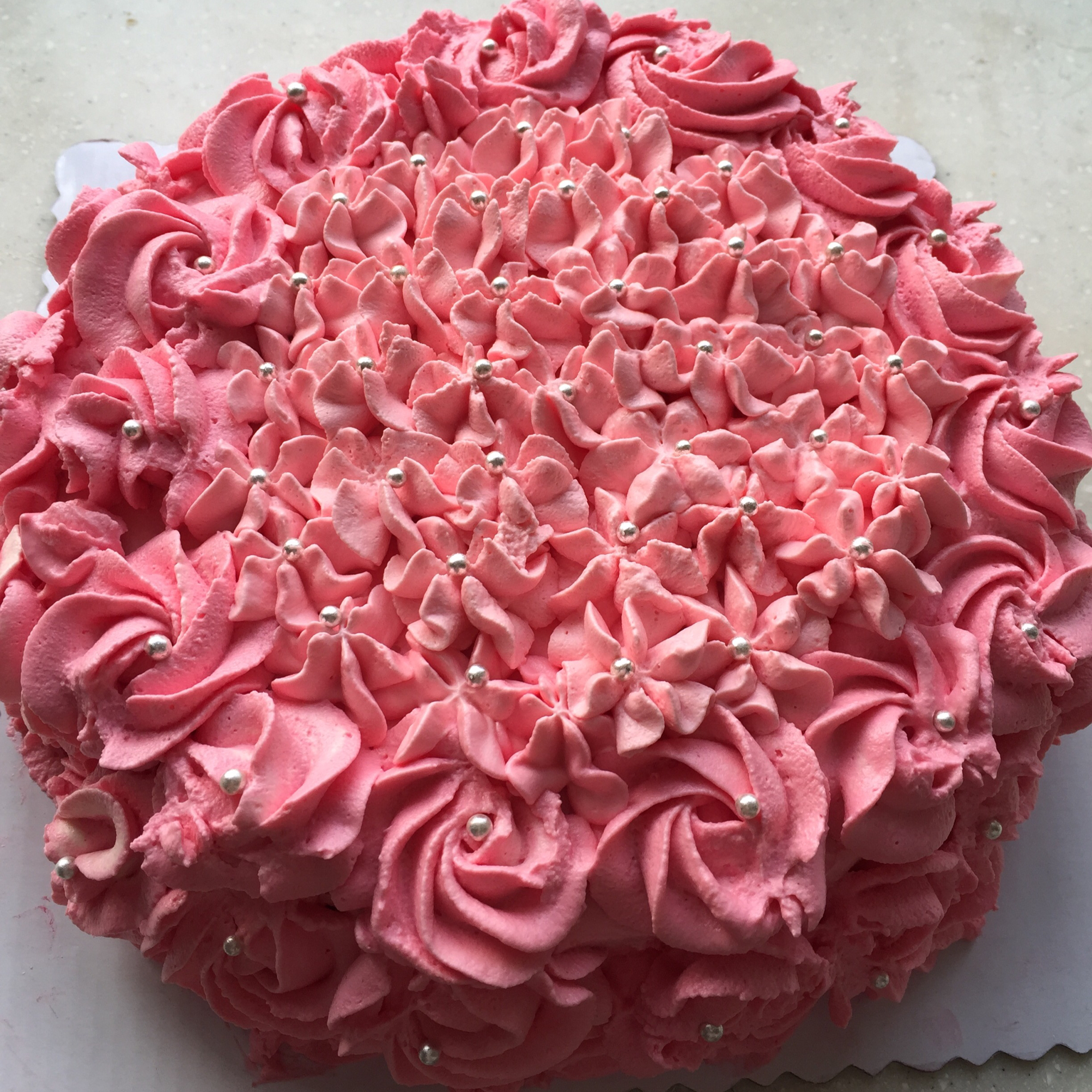 渐变色玫瑰奶油生日蛋糕