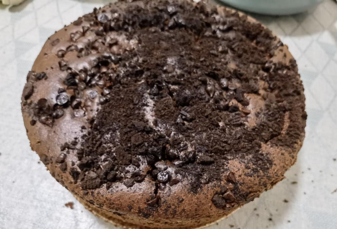 10寸巧克力奥利奥戚风