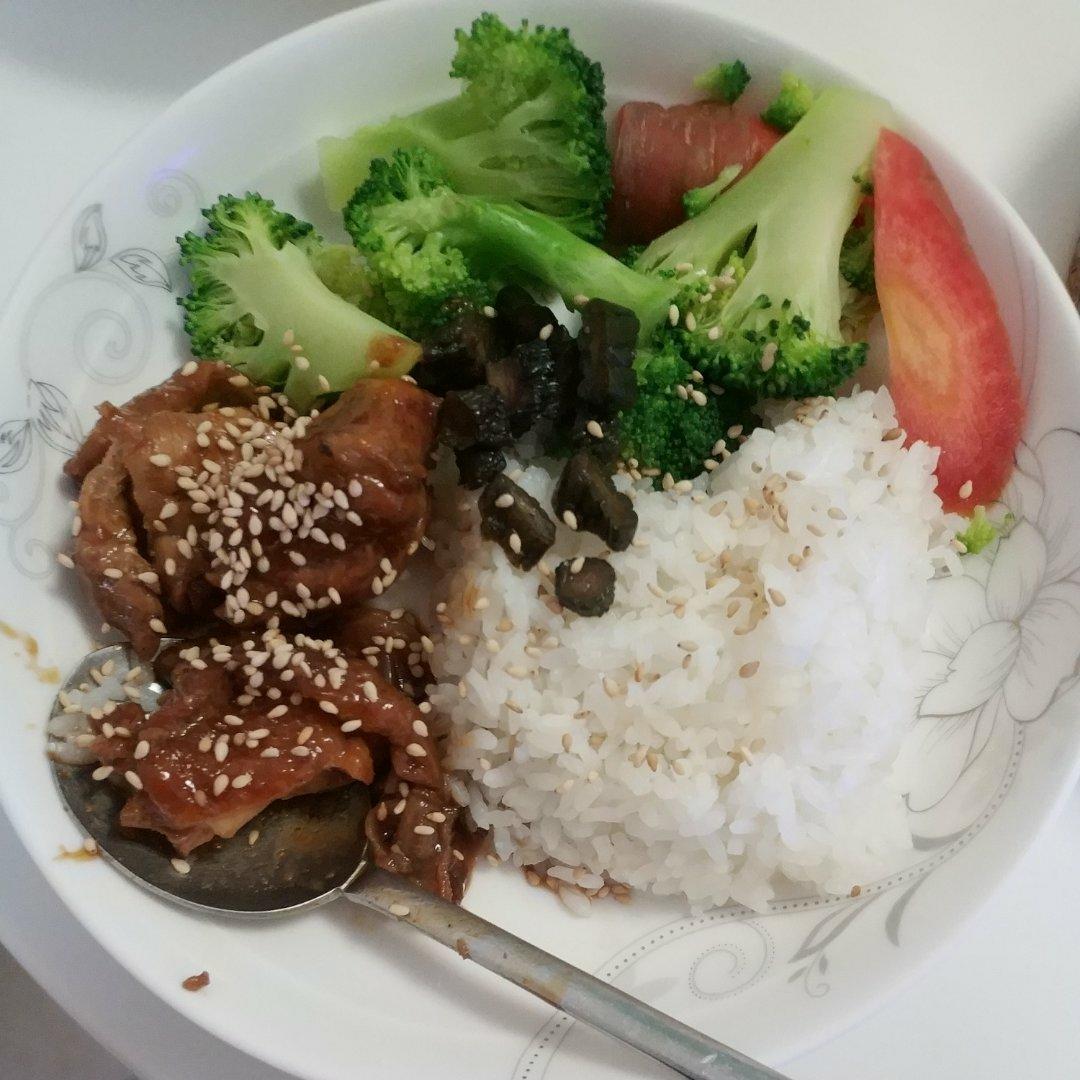 照烧鸡腿饭