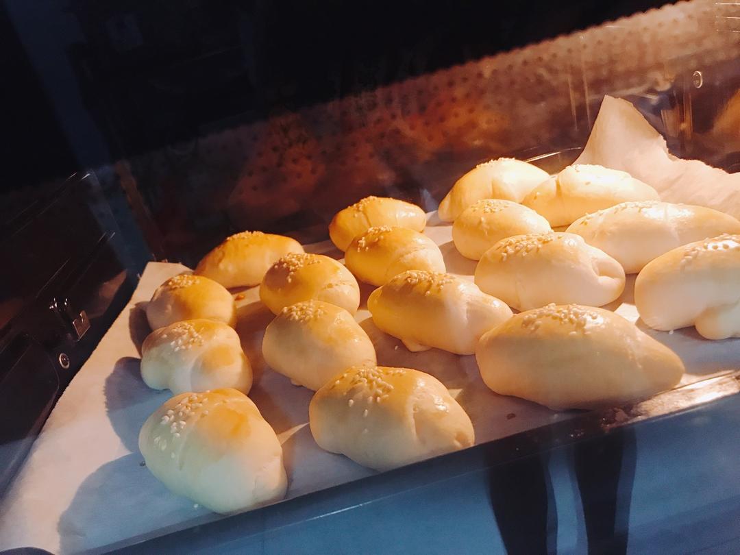 手揉小小牛角包🥐（牛奶面包配方）