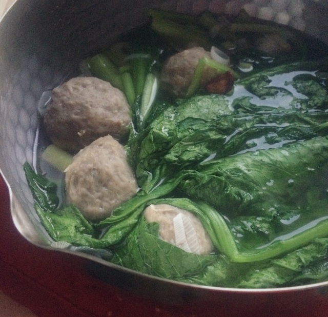 小白菜丸子汤