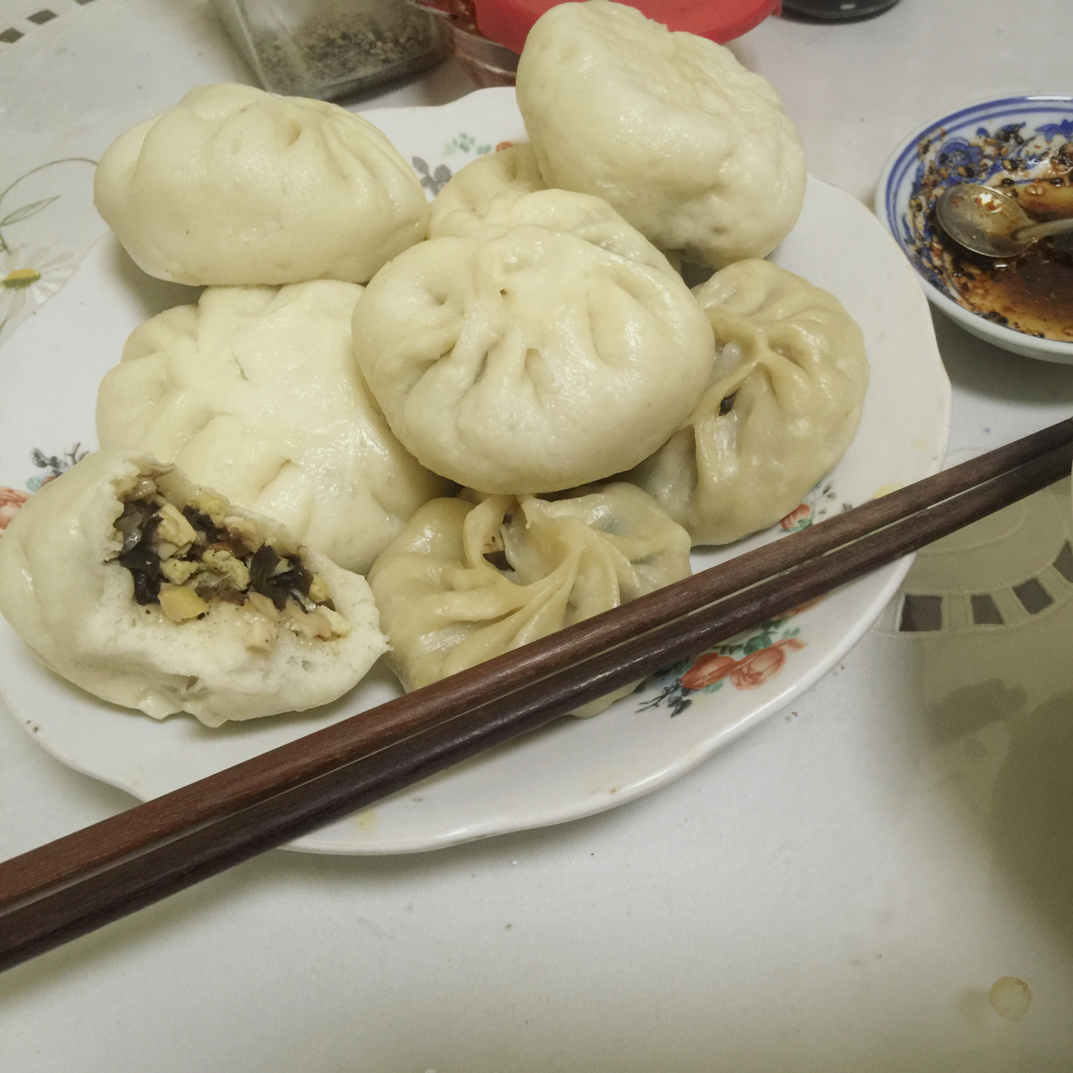 香菇白菜粉丝包子