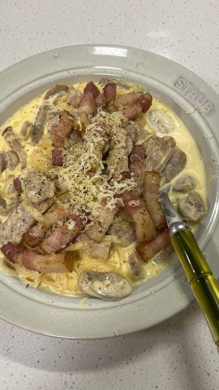 超级小白第一次自制牛排奶油蘑菇意面