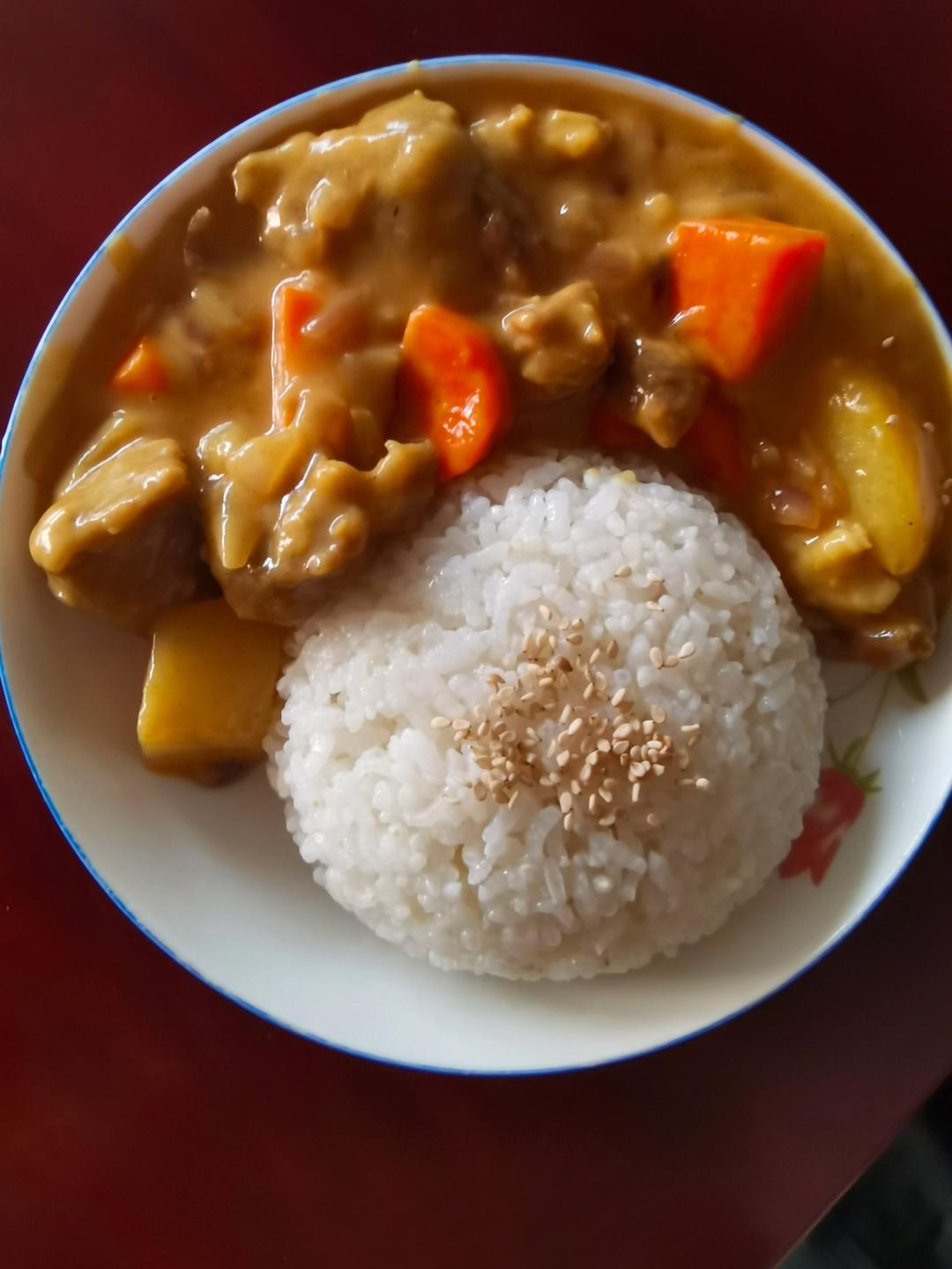 咖喱土豆烧牛肉