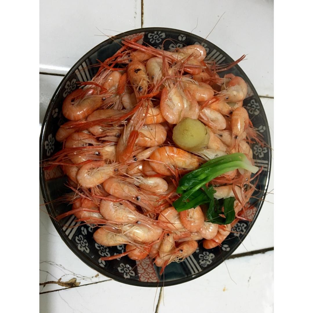 水煮河虾
