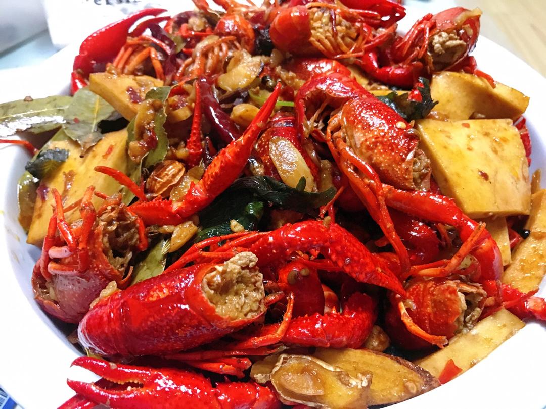 Q弹饱满的香辣小龙虾