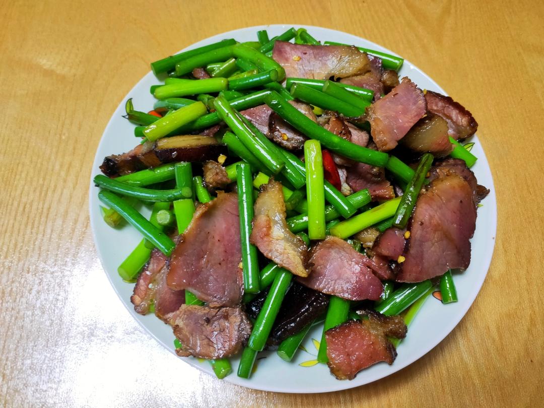 蒜薹炒腊肉