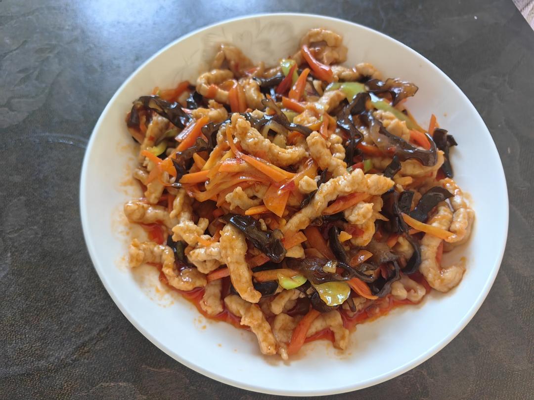 和饭店做的一个味道的酸甜辣鱼香肉丝