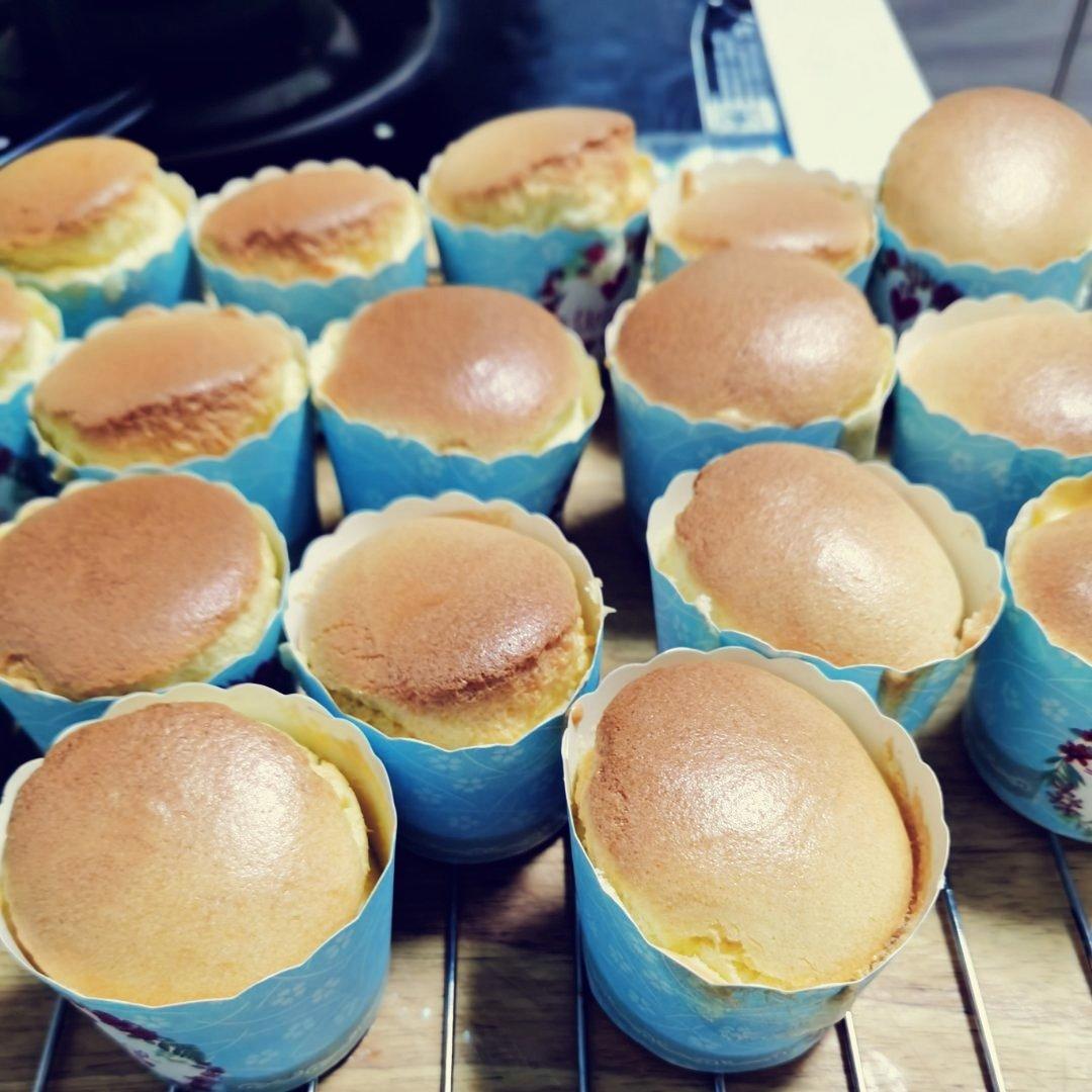 纸杯蛋糕 8寸戚风蛋糕的量