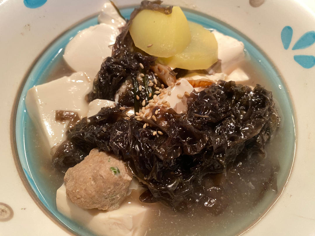 肉丸豆腐汤