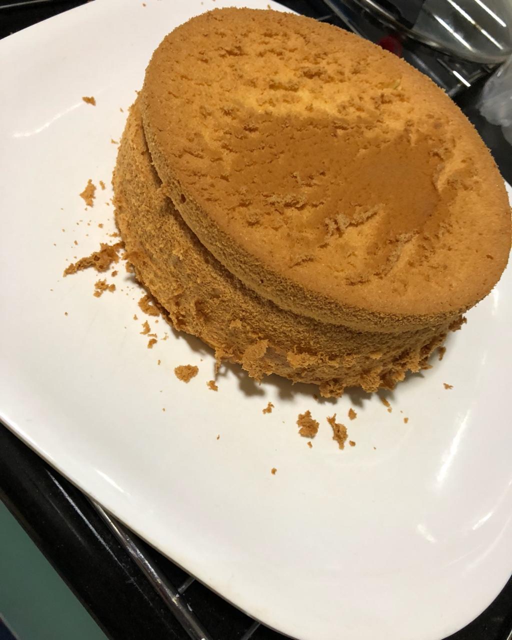 6寸六寸戚风蛋糕，不会失败的方子。哈哈哈
