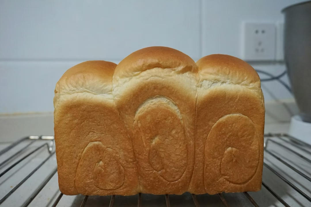 超绵软de‼️皇后吐司💯一口就沦陷✔️