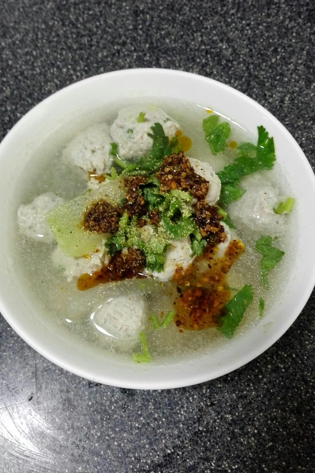 猪肉丸子汤