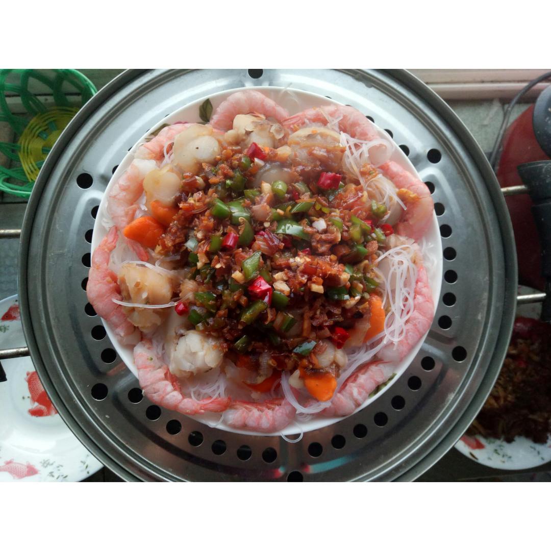 蒜蓉粉丝蒸扇贝