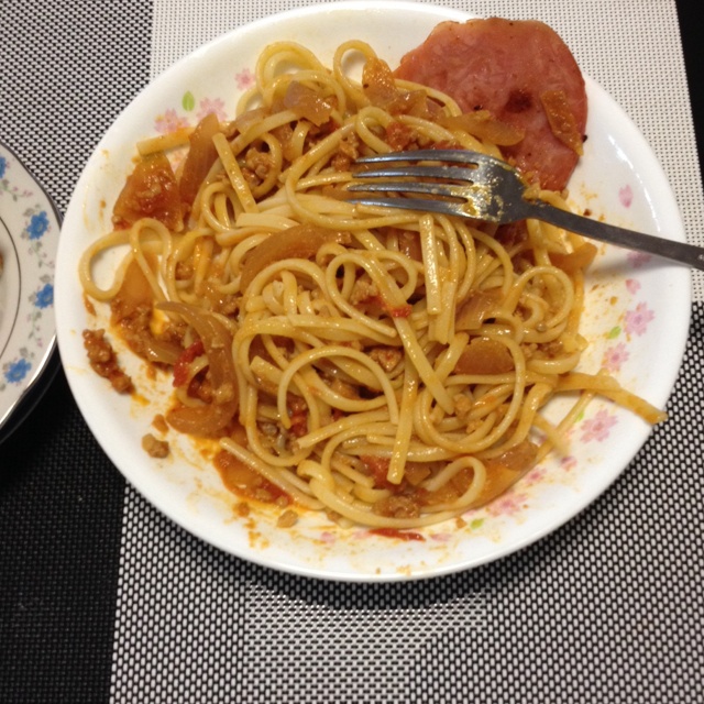 番茄肉酱意大利面（简易版本）