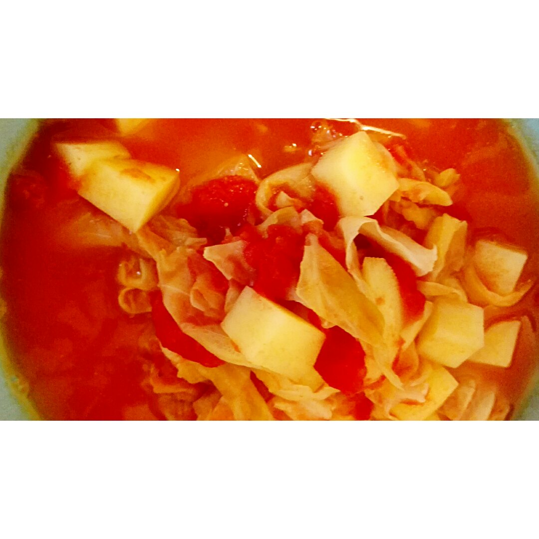 蕃茄土豆圆白菜汤