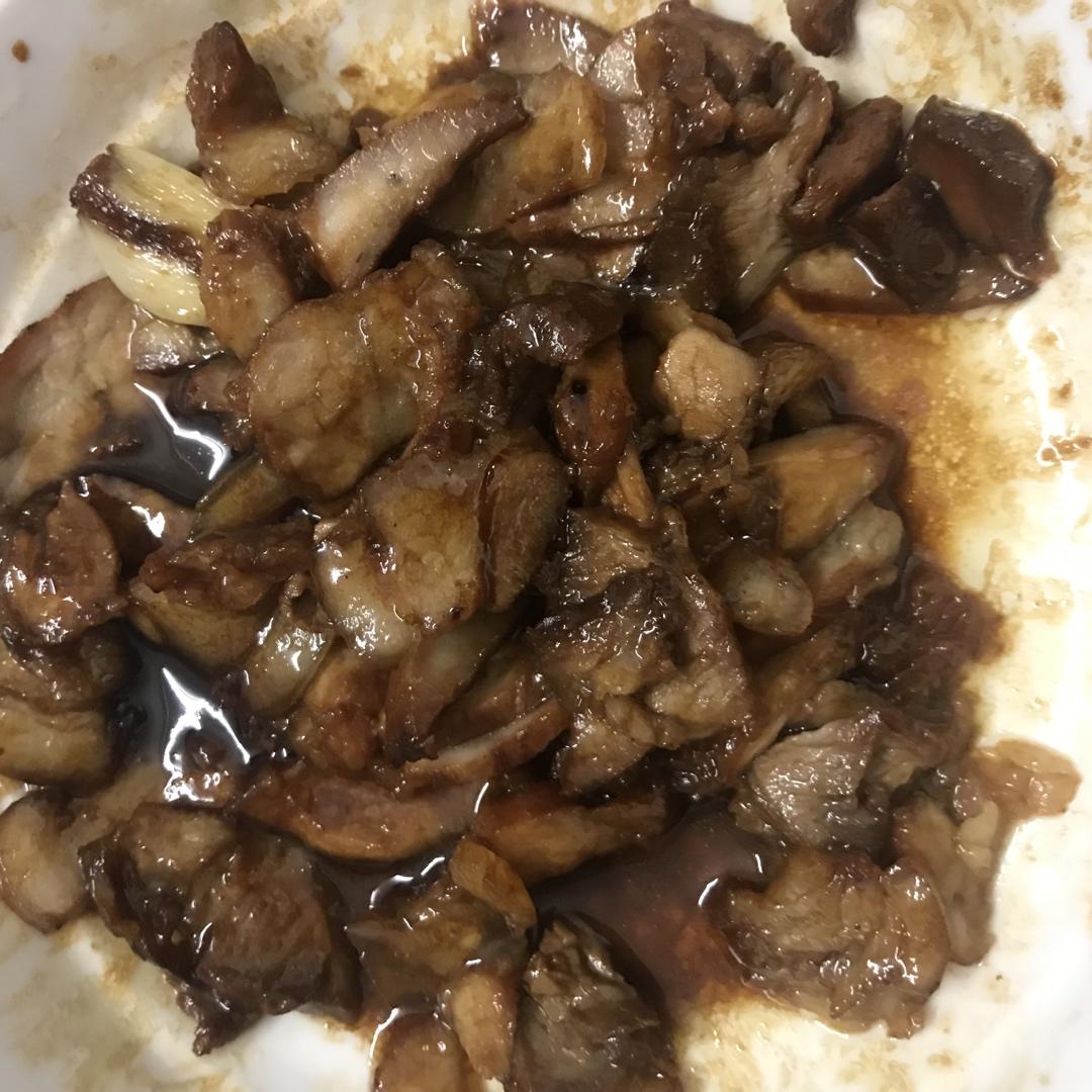 云朵般松软爆浆蜜汁叉烧包