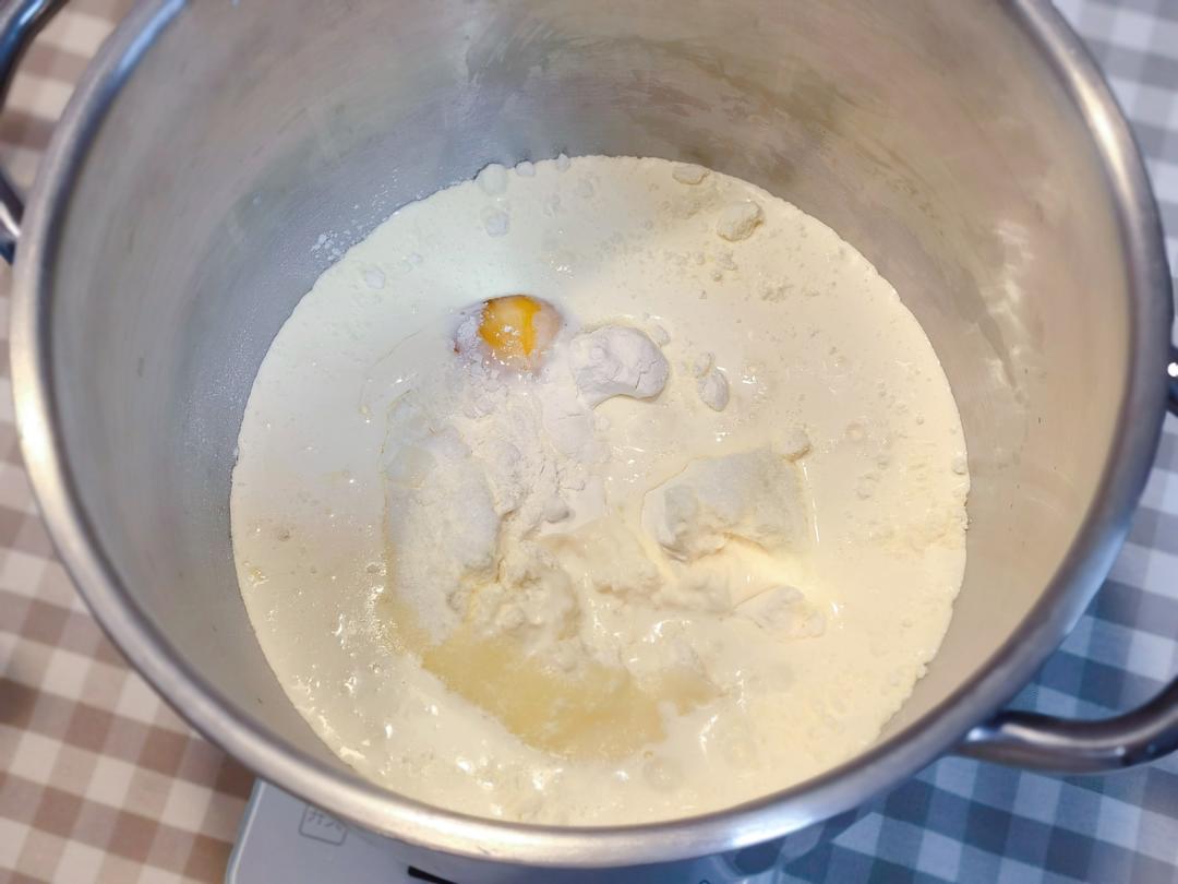 纯奶手撕吐司的做法 步骤1