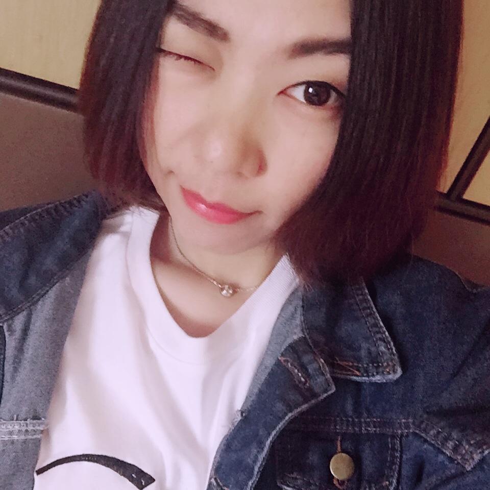 李小猫爱枫叶