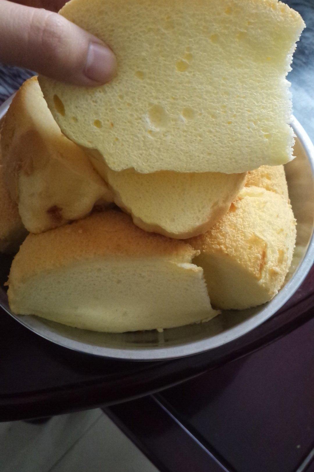 简单的电饭锅蛋糕(不用秤版)