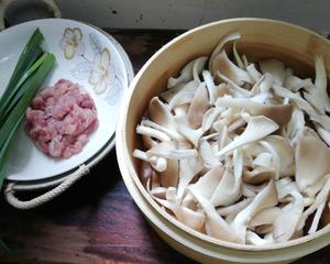 小平茹炒肉丝的做法 步骤1