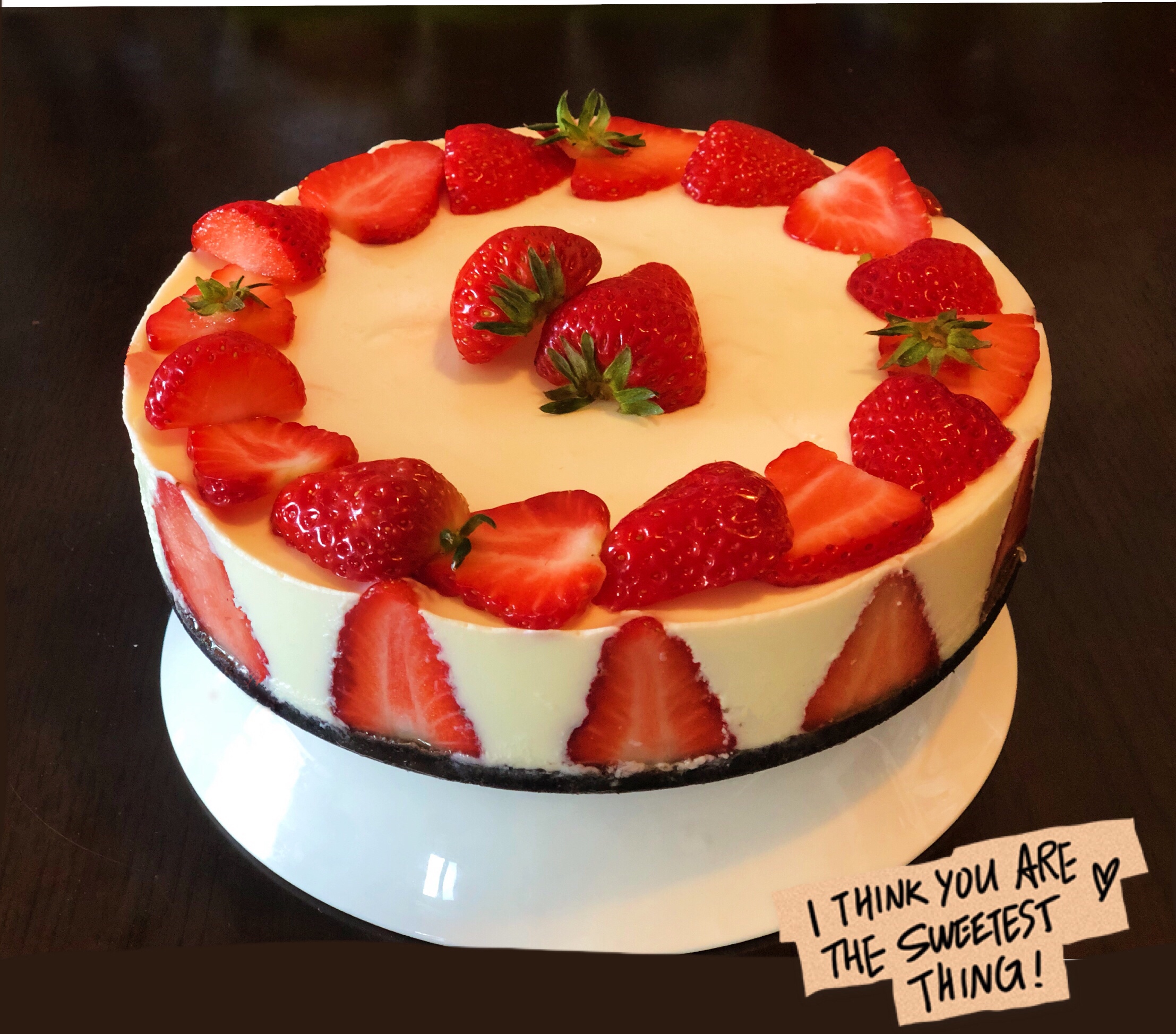 草莓奥利奥慕斯蛋糕           （8寸）的做法