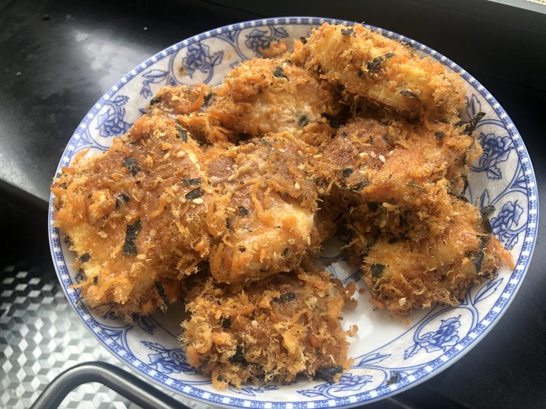 美味海苔肉松小贝