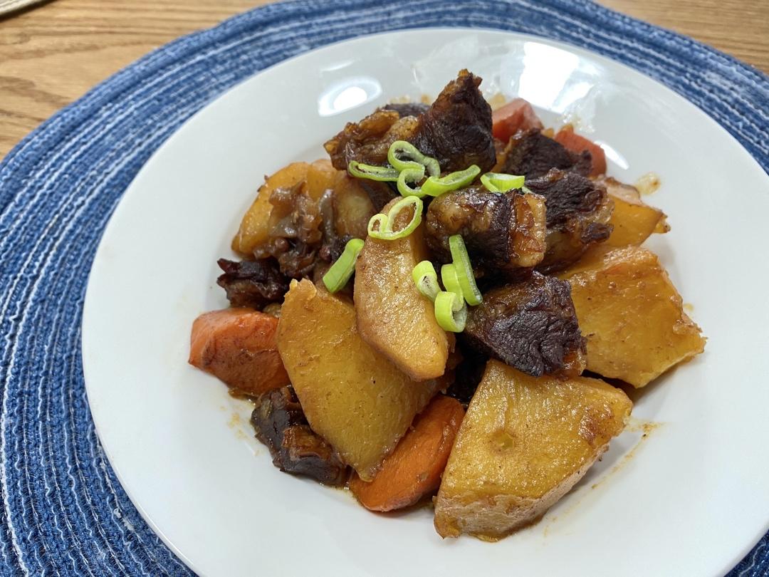 土豆烧牛腩