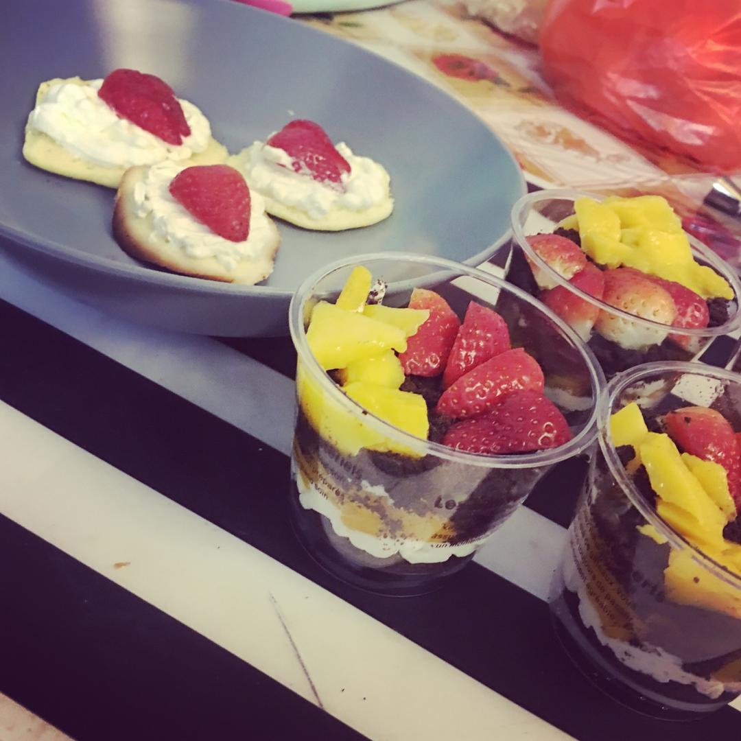 韩国最热门的甜品店Le Bread Lab的草莓蛋糕卷