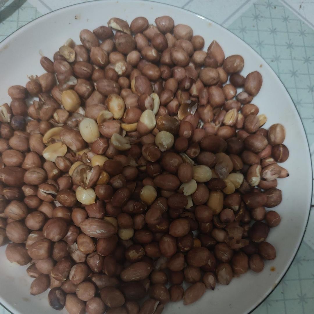 一滴油不放的二二一法炒花生米