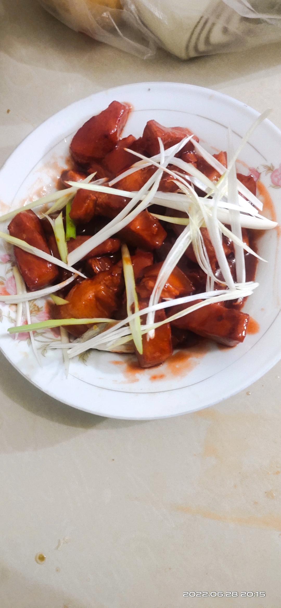 不焯水不放油的家常红烧肉