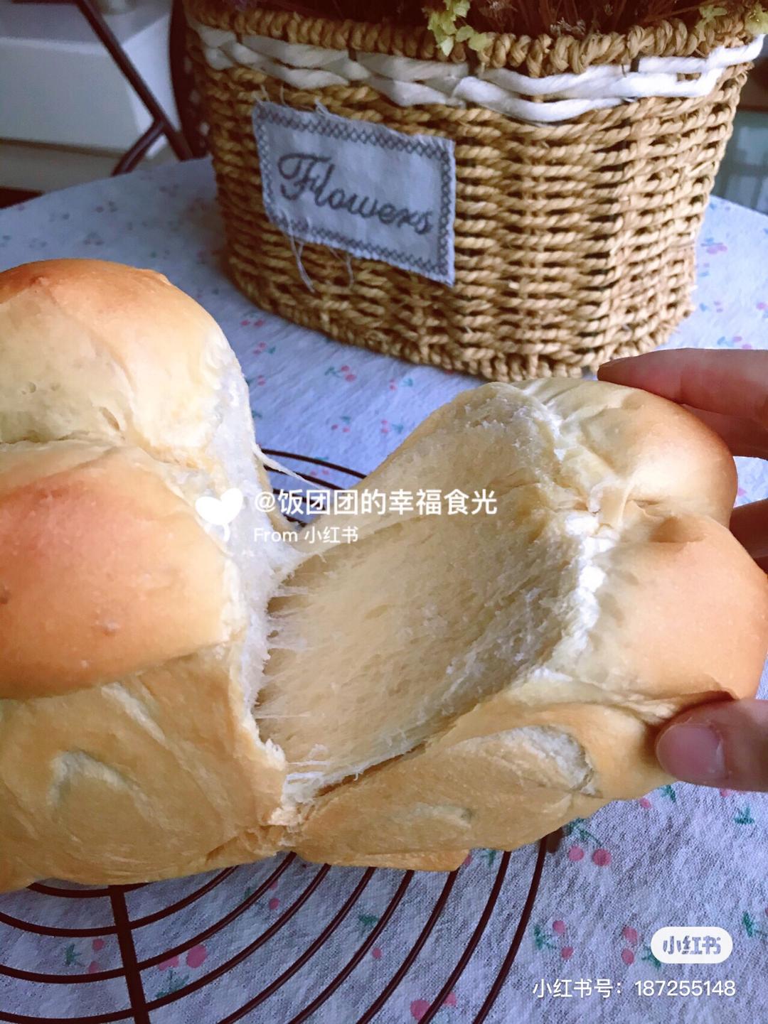 纯奶手撕吐司的做法 步骤1