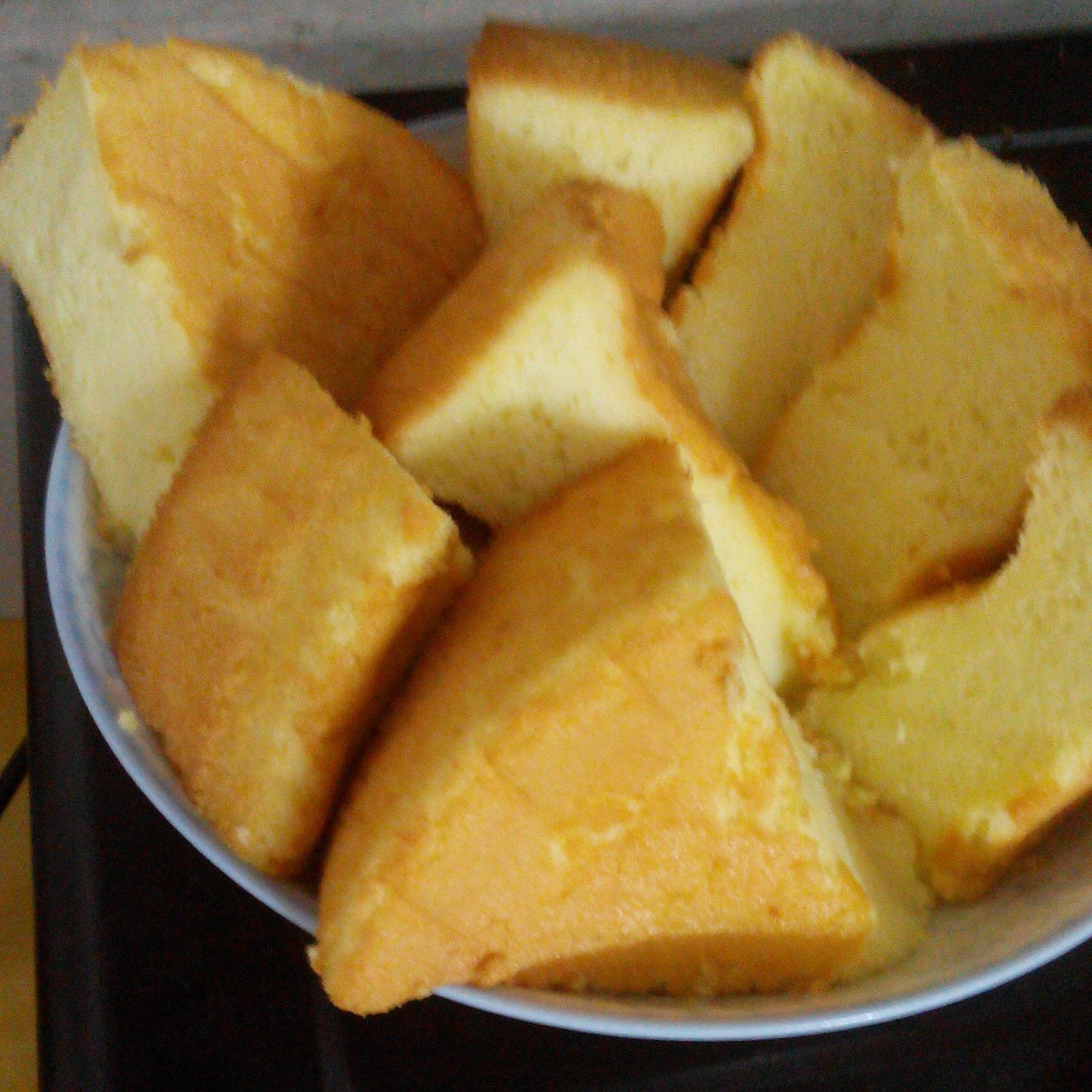 消耗淡奶油之作——淡奶油小蛋糕