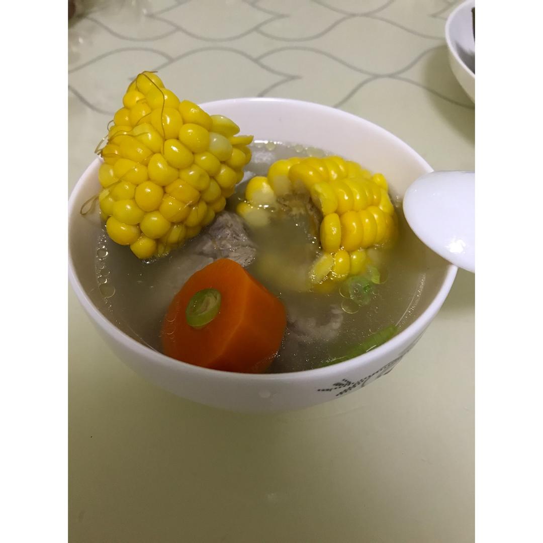 排骨玉米汤