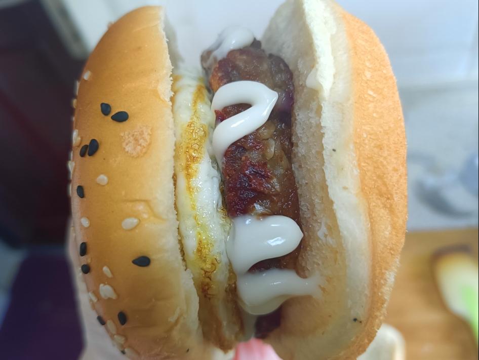 真正的牛肉饼汉堡🍔【超级好吃啊！！！】宝妈一定要收藏！可以隔夜做好睡懒觉的早餐！