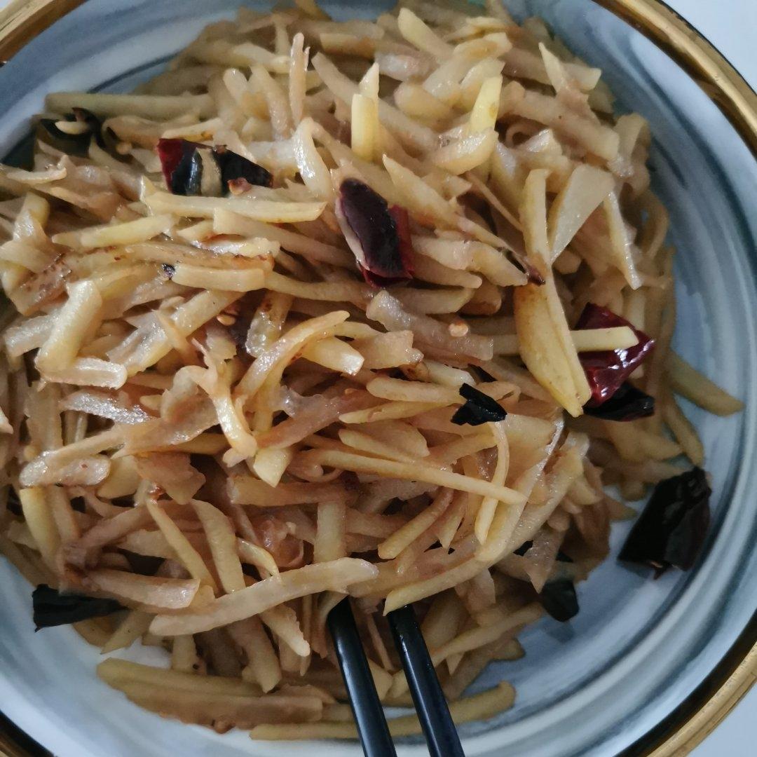 酸辣土豆丝的家常做法 超级下饭