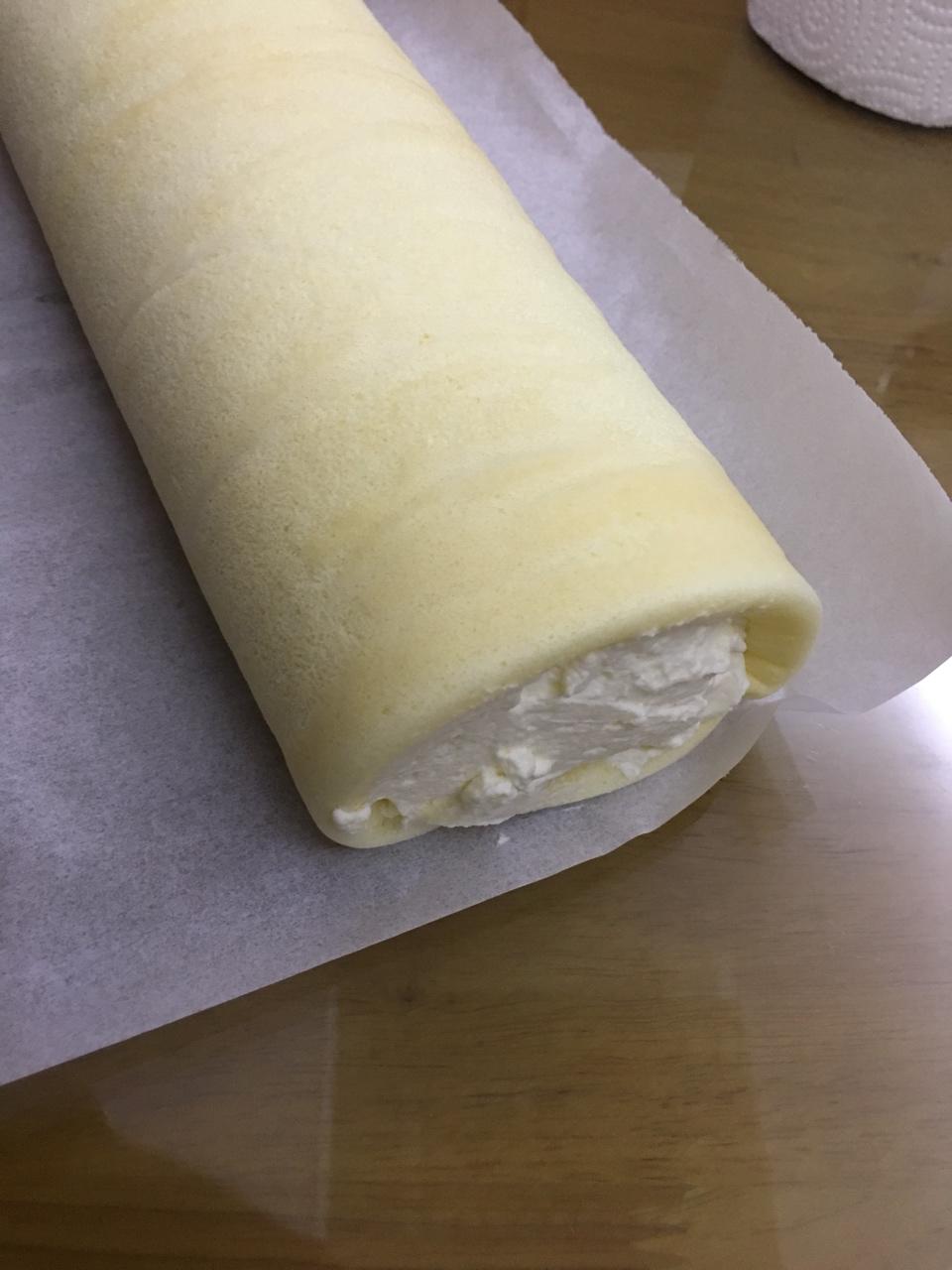 《Tinrry下午茶》教你做基础原味蛋糕卷